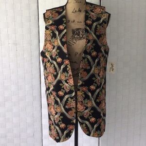 Ann Loy Original Tapestry Vest size Small NWOT.  #388